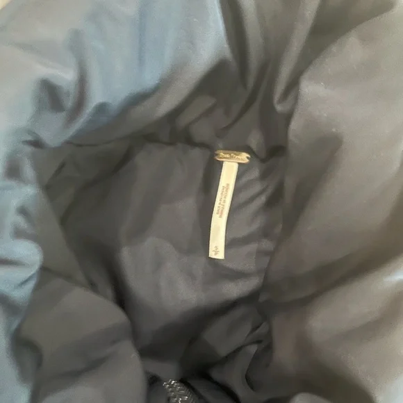 [S]Free People Navy Puffer Jacket Color Block Accent - Picture 5 of 11